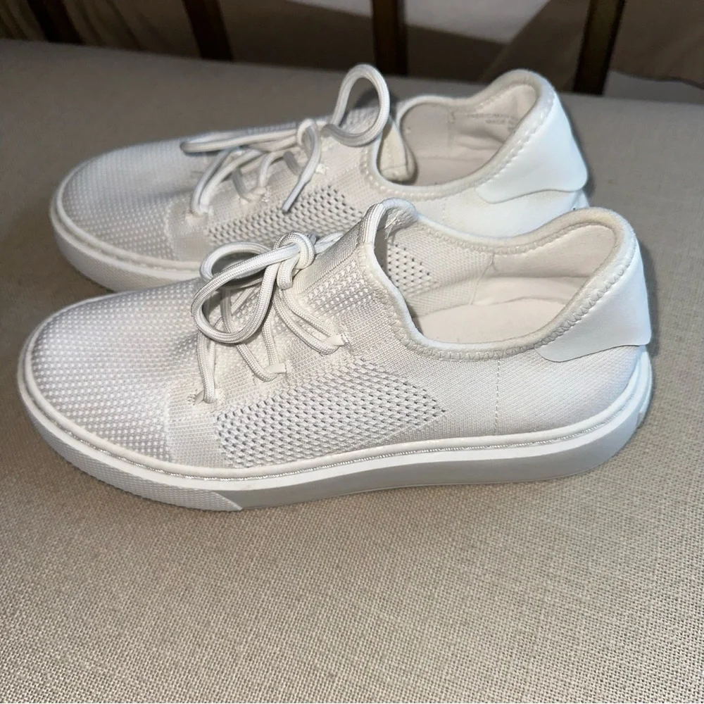 J Slides Damien White Mesh Knit Sneakers 8 Comfort Fashion